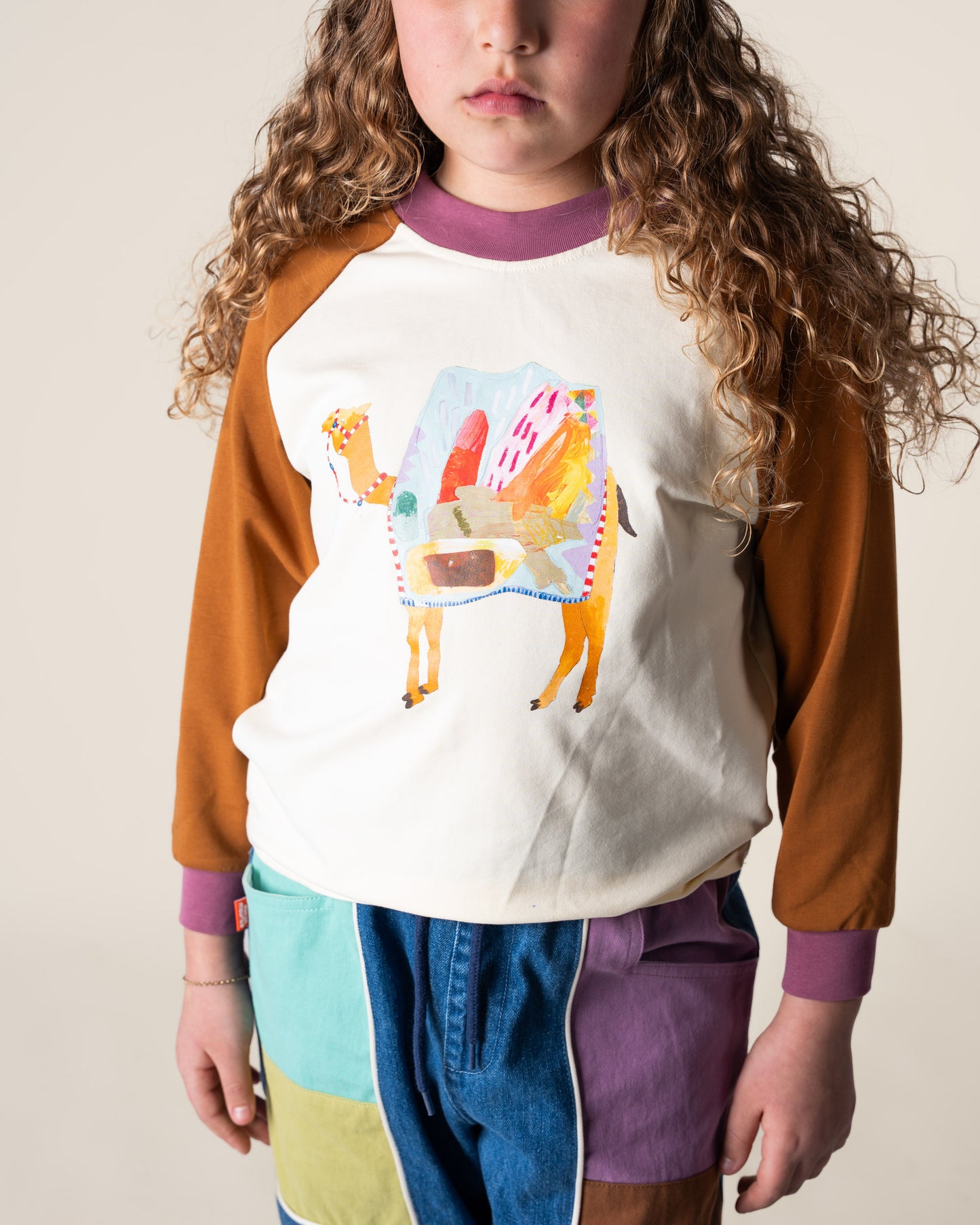 Raglan T-Shirt | Carmen the Camel