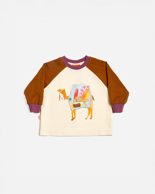Raglan T-Shirt | Carmen the Camel