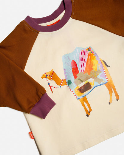 Raglan T-Shirt | Carmen the Camel